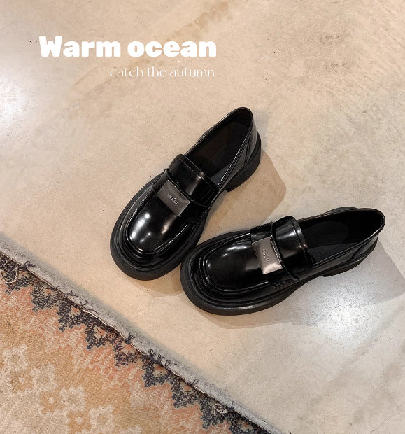 Zapatos de cuero sin cordones con parte inferior gruesa para mujer