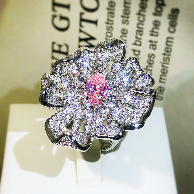 Diamond Flower Ring Female Opening