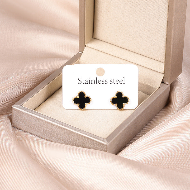 Boucles d'oreilles européennes et américaines en acier titane sans décoloration