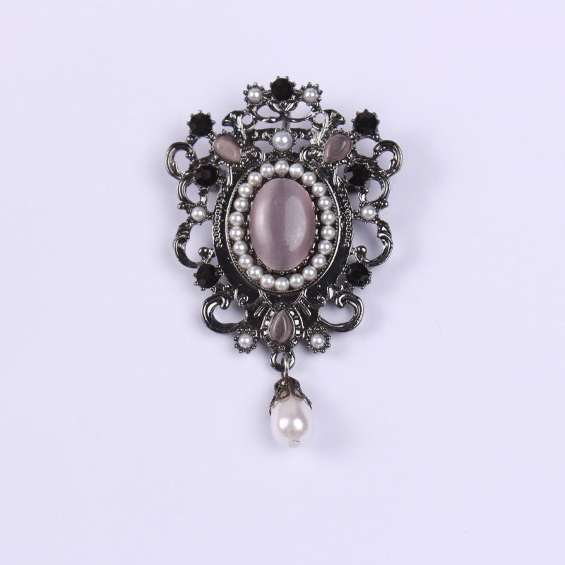 Broche de manteau de style baroque rétro Design Court