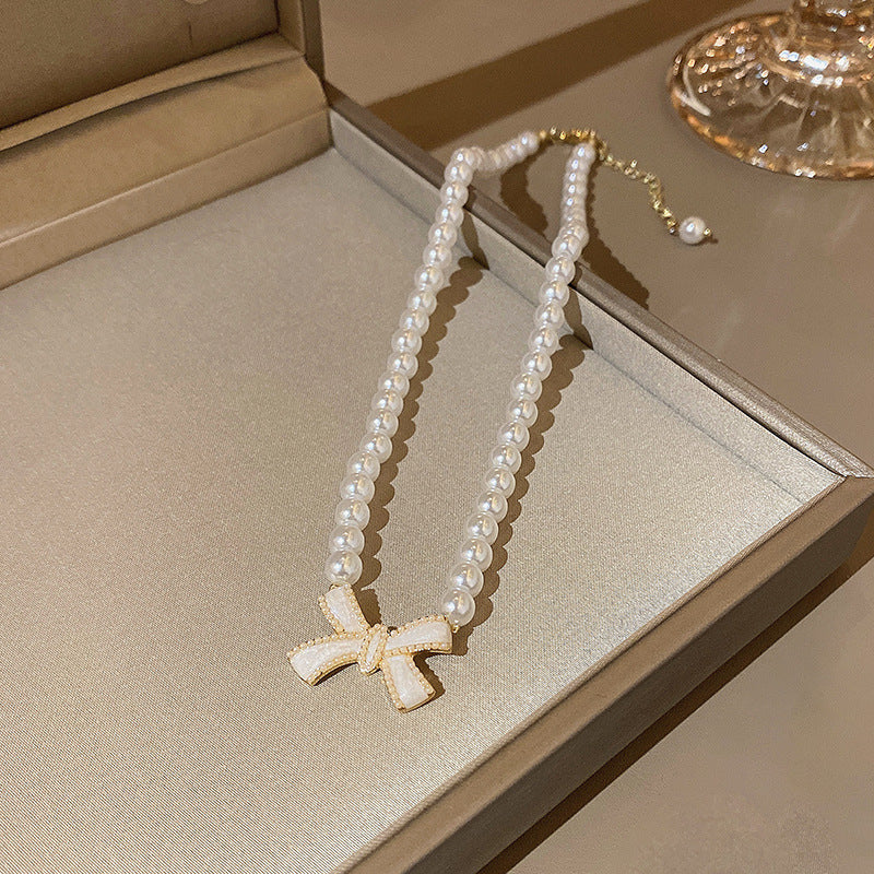 Collier de perles d'amour à coutures assorties pour femmes