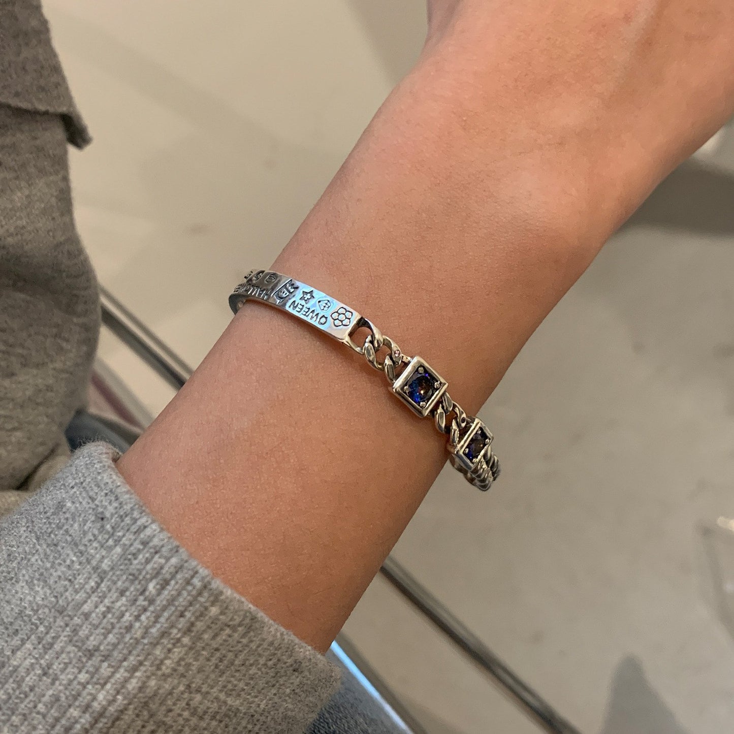 Bracelet à coutures argentées pour femmes, mode rétro