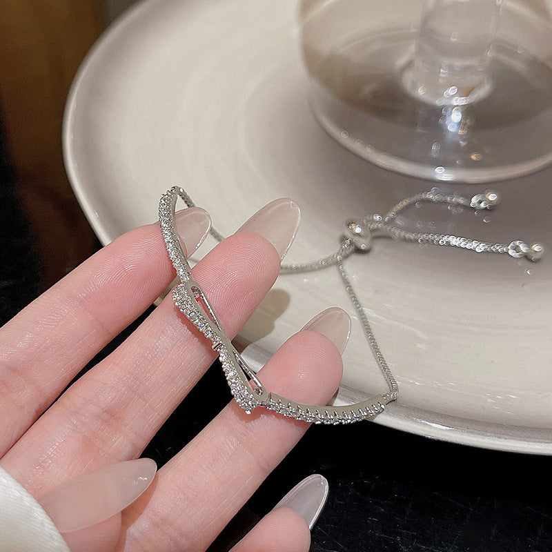 Niche exquise Micro incrusté de Zircon nœud Bracelet pour les femmes
