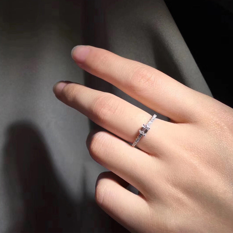 Bague en diamant rectangulaire Rock Candy en forme de barre exquise à la mode