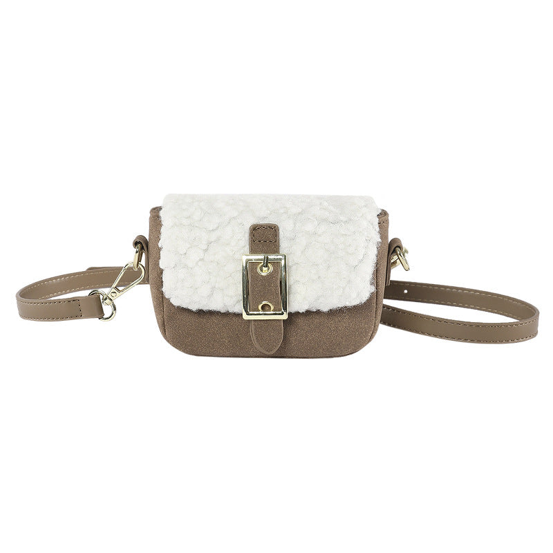 Sac sous les bras tendance avec coutures en peluche pour femme