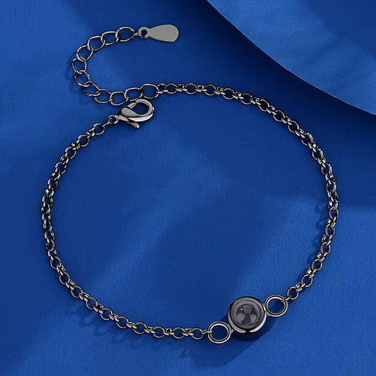 Bracelet de projection nano micro-sculpté rétractable