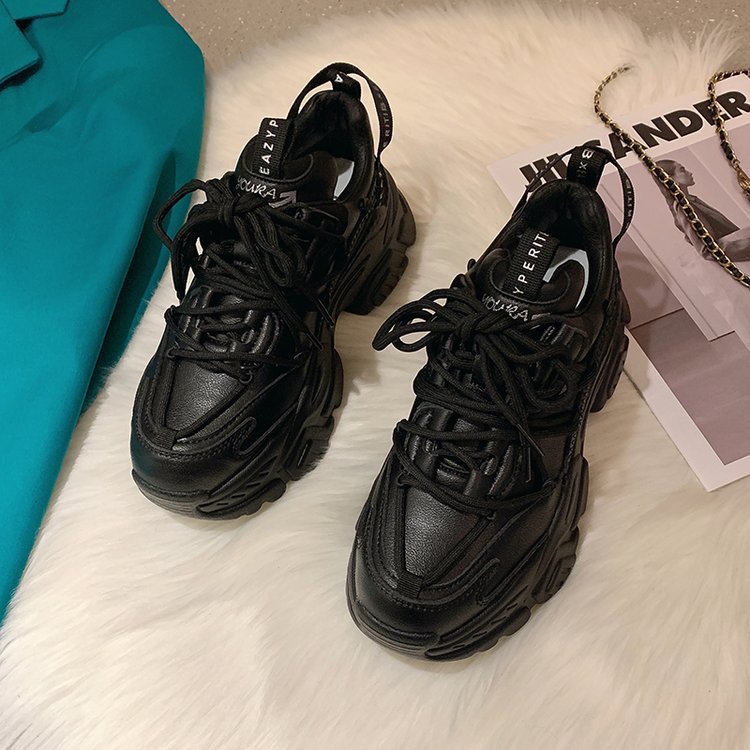 Chaussures de sport décontractées à la mode augmentant la hauteur