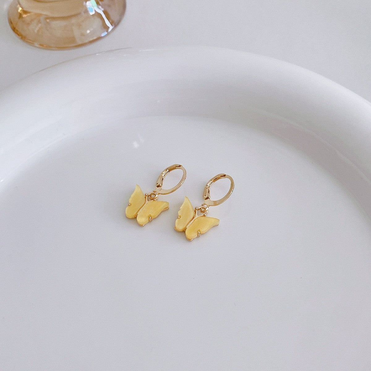 Petites boucles d'oreilles coréennes exquises, style froid