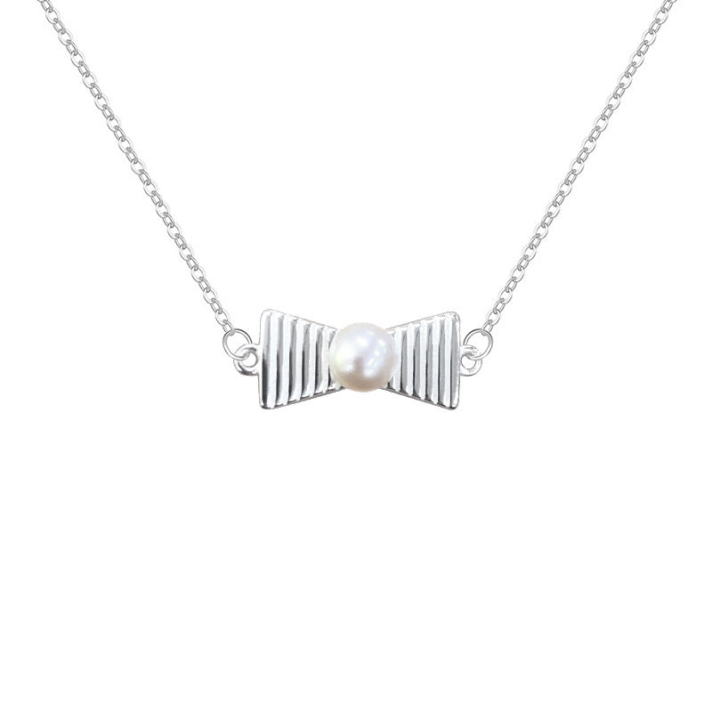 Chaîne de clavicule à nœud papillon de style Preppy minimaliste