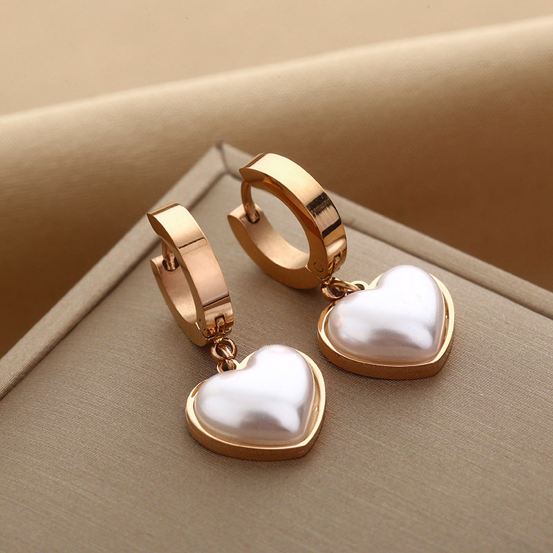 Boucles d'oreilles européennes et américaines en acier titane sans décoloration