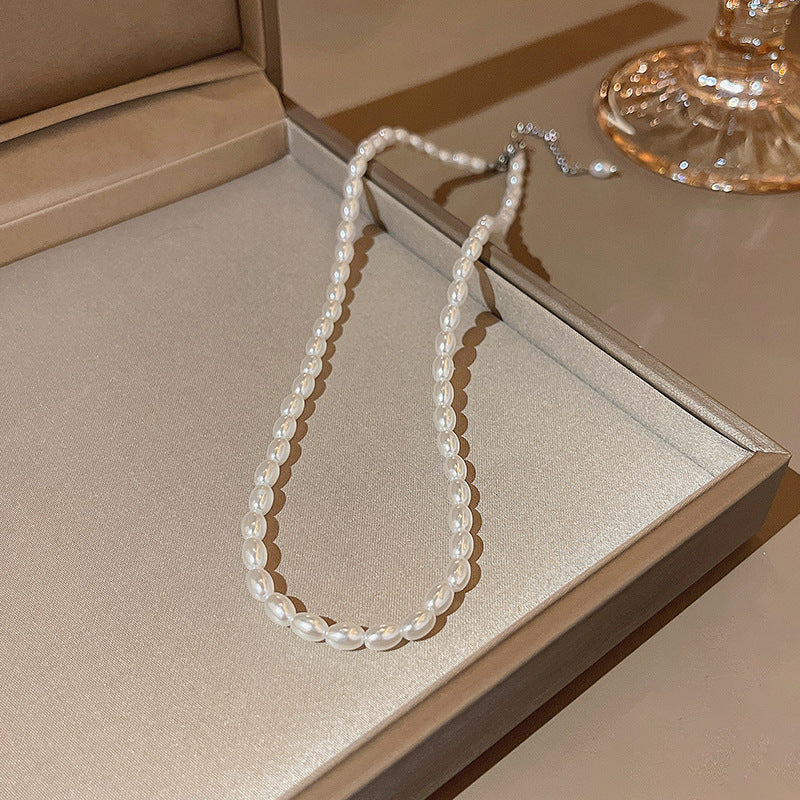 Collier de perles d'amour à coutures assorties pour femmes