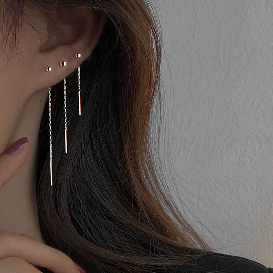 Línea de oreja larga simple para mujer de alto sentido