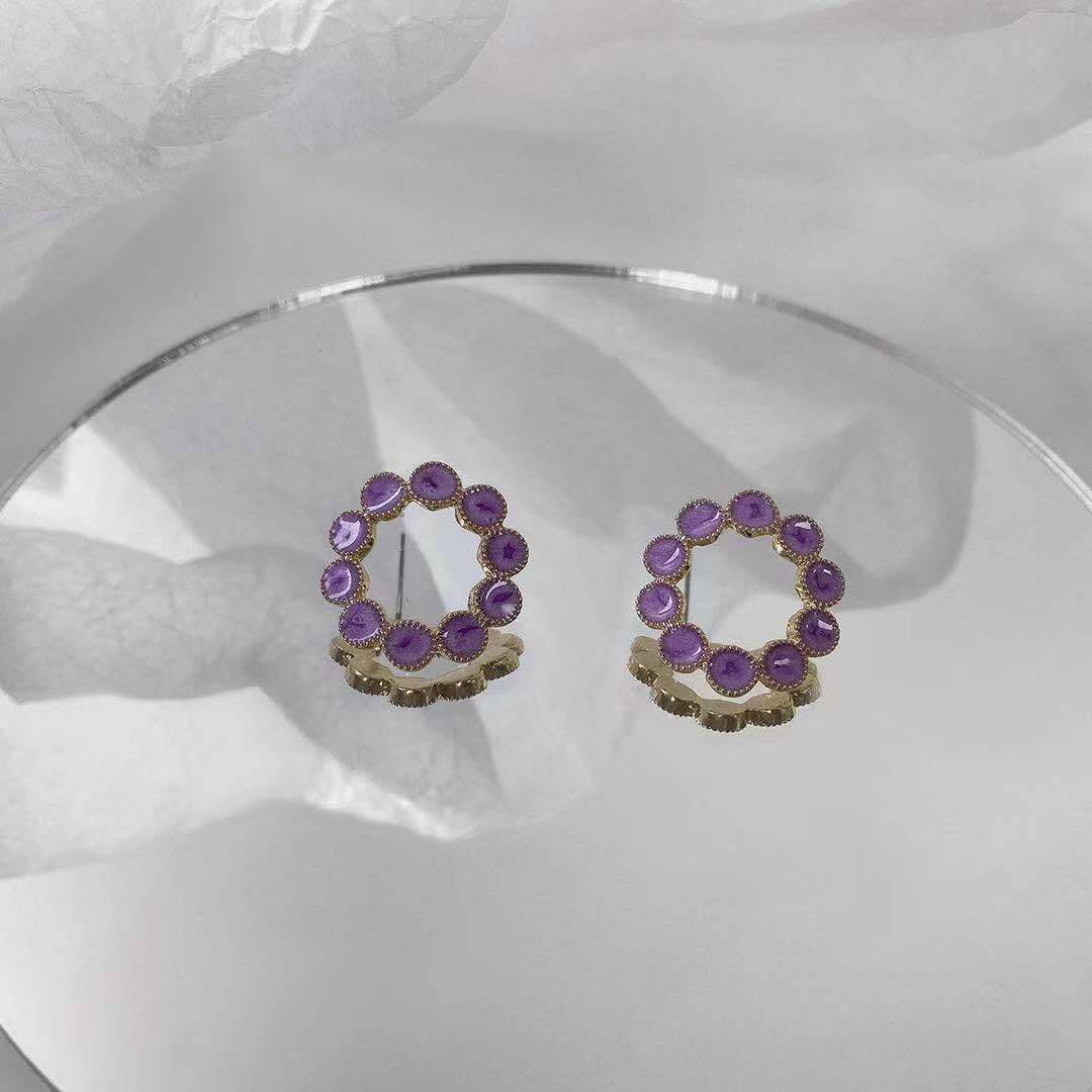 Petites boucles d'oreilles coréennes exquises, style froid