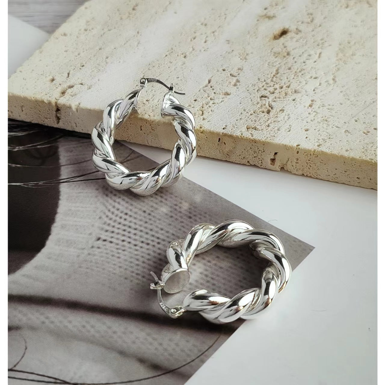 Boucles d'oreilles à motif de chanvre creux de haute qualité