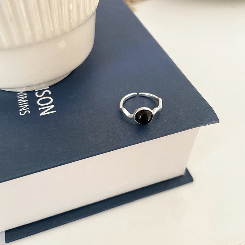 Women's Stylish Simple And Versatile Ring