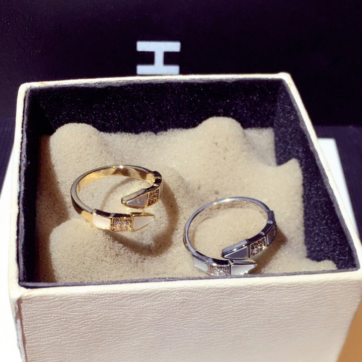 Fashion Geometry Pattern Temperament Ring For Women