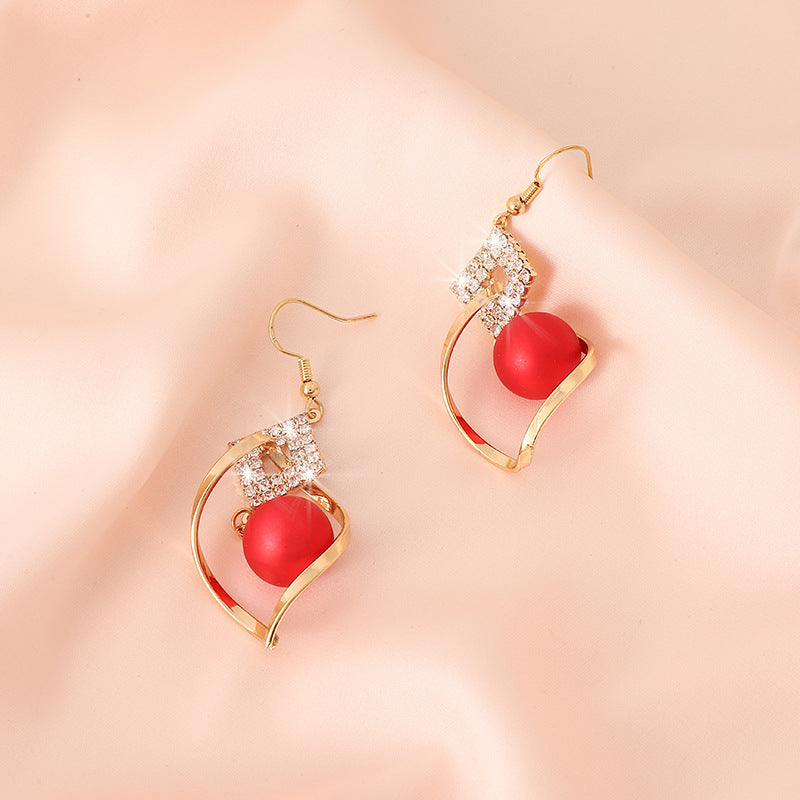 Boucles d'oreilles tout-match capricieuses à la mode pour femmes