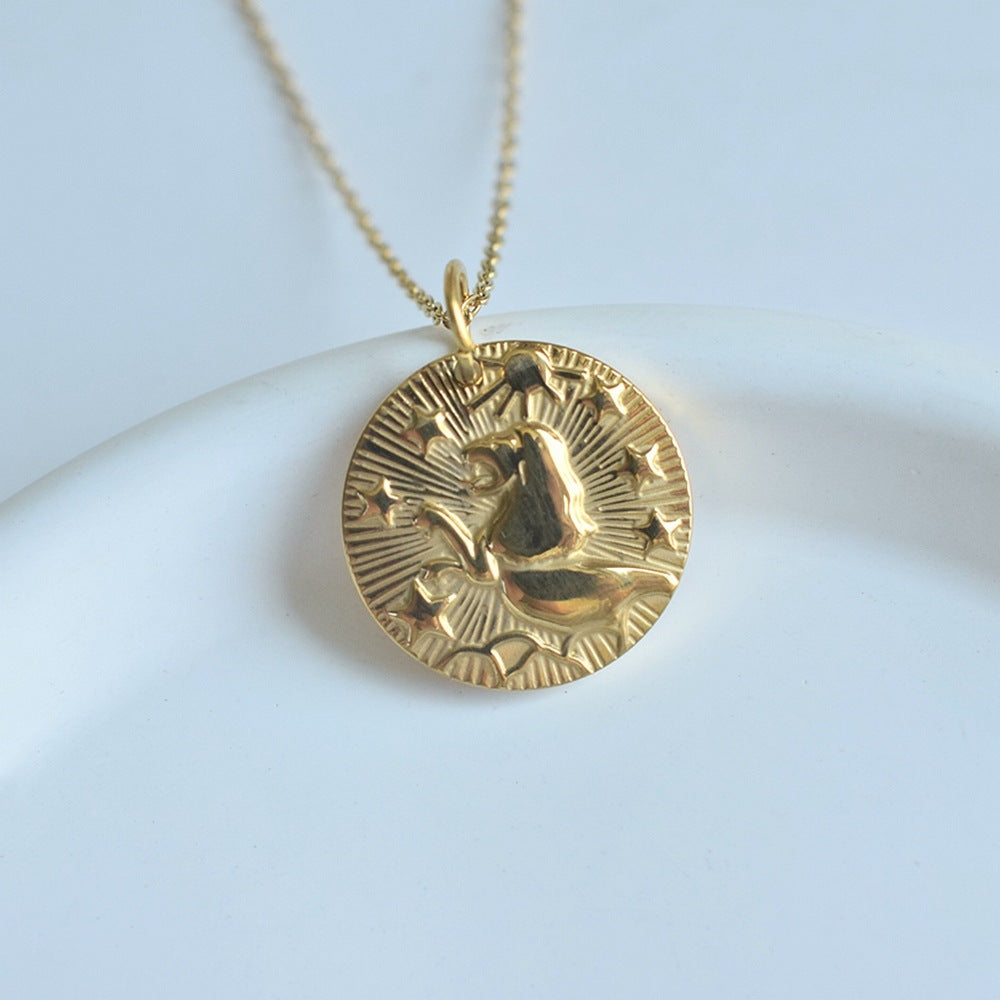 Collier de pièces de monnaie à douze constellations en relief de niche européenne et américaine