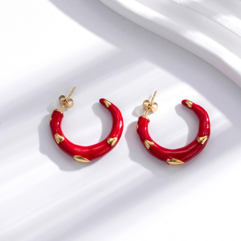 Boucles d'oreilles bohèmes en acier titane, personnalisées européennes et américaines en forme de C, amour tridimensionnel