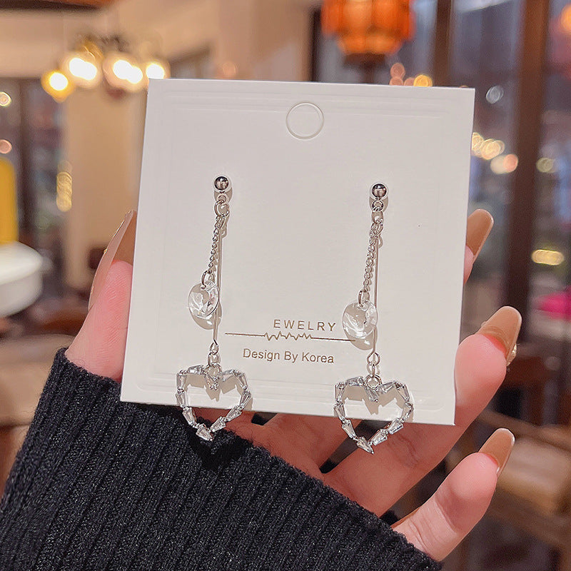 Boucles d'oreilles en zircon à longues franges et aiguille en argent
