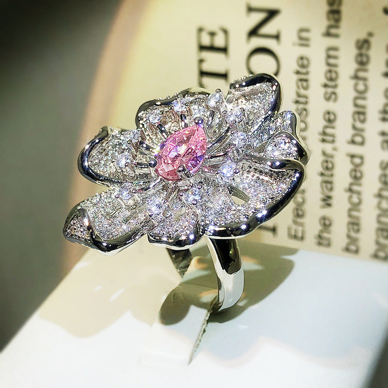 Diamond Flower Ring Female Opening