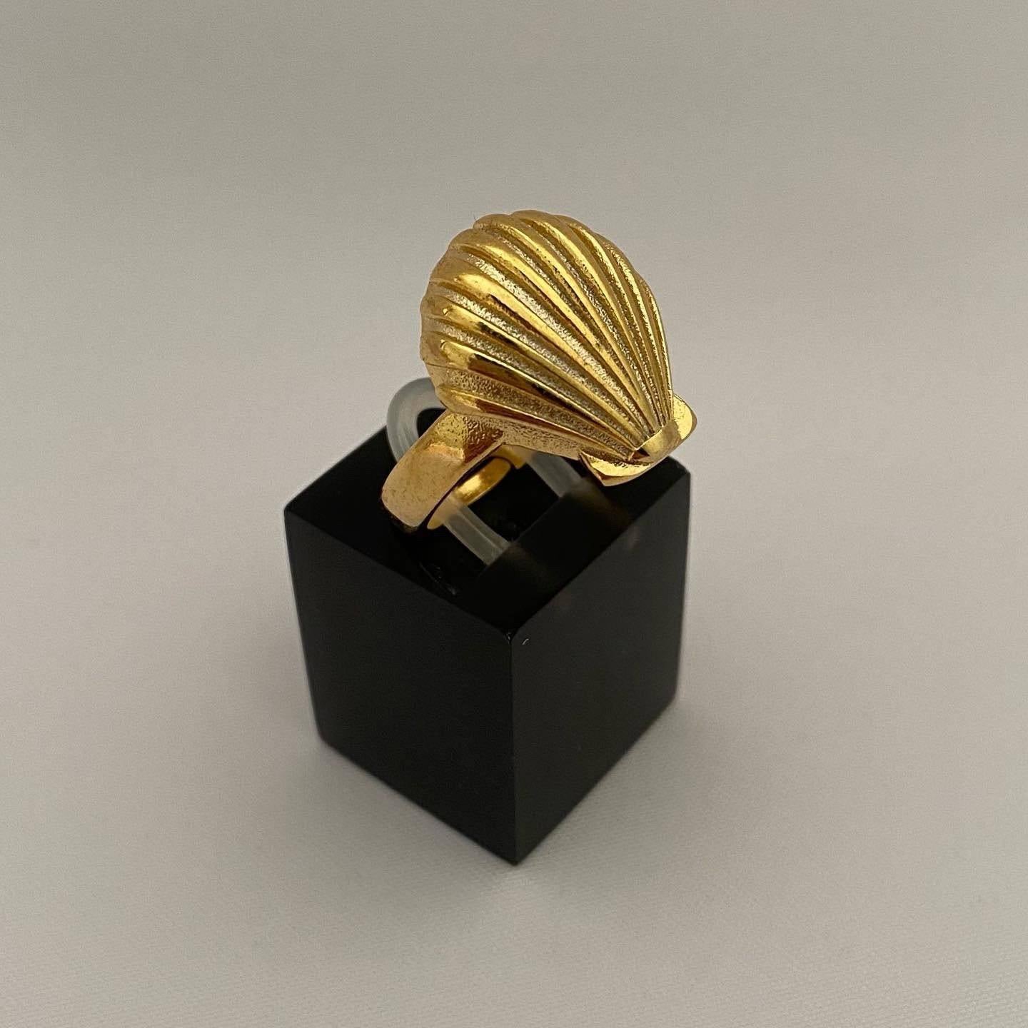 Shell Titanium Steel Album Necklace Opening And Closing Envelope Necklace