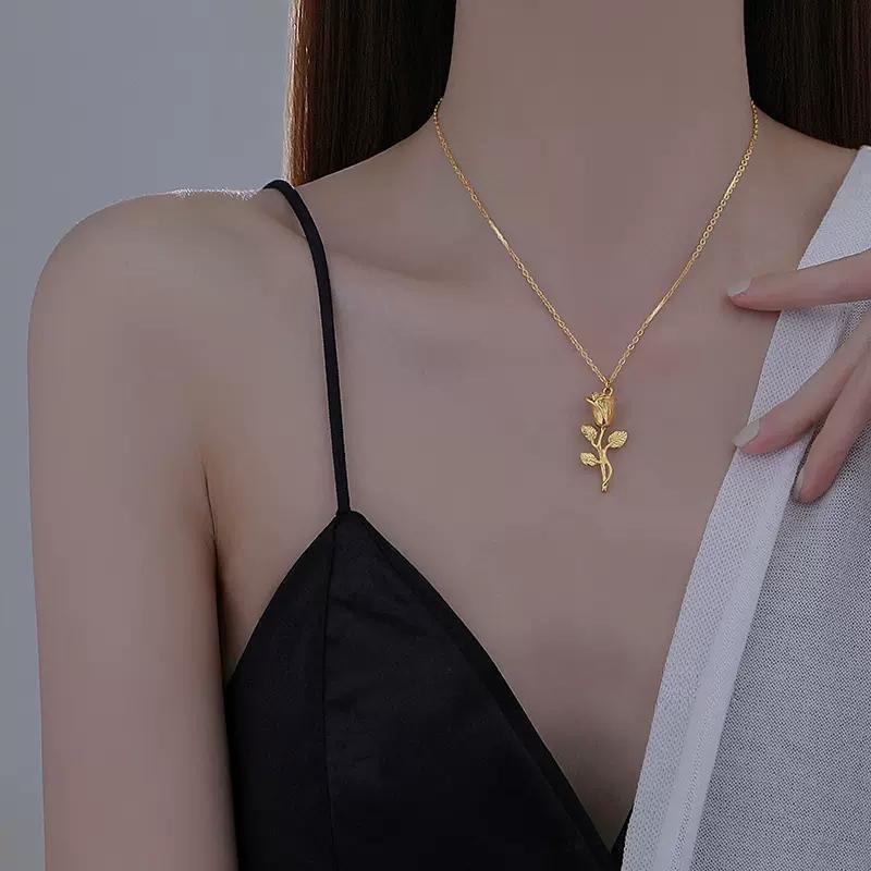 Collier pendentif vintage rose à la mode pour femmes