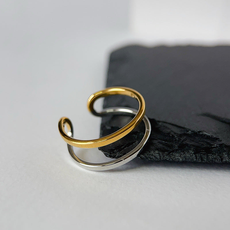 Anillo personalizado de doble capa con patchwork en contraste de color dorado y plateado