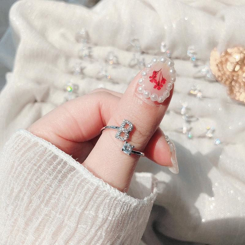 Anillo Letras Inglesas Boca Viva