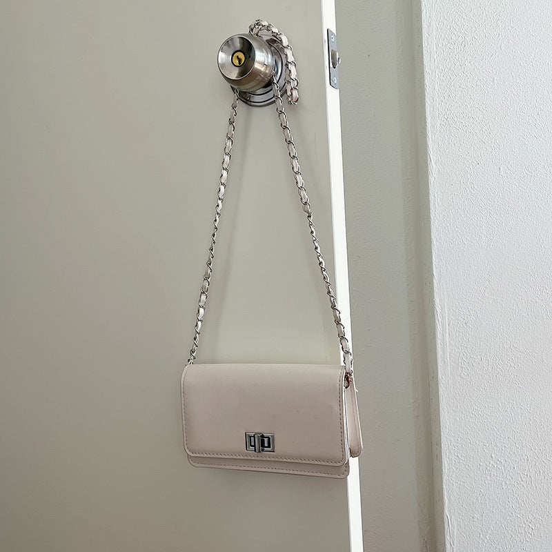 Bolso cuadrado pequeño con cadena de moda simple