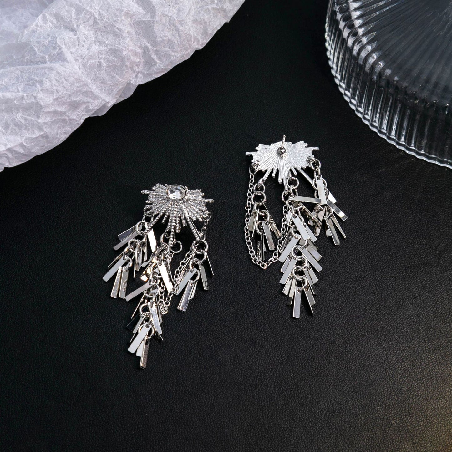 Ornement de boucles d'oreilles au design créatif