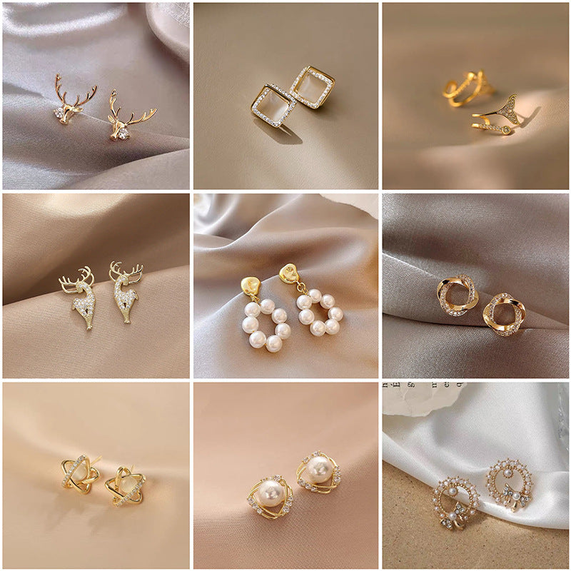 Petites boucles d'oreilles coréennes exquises, style froid