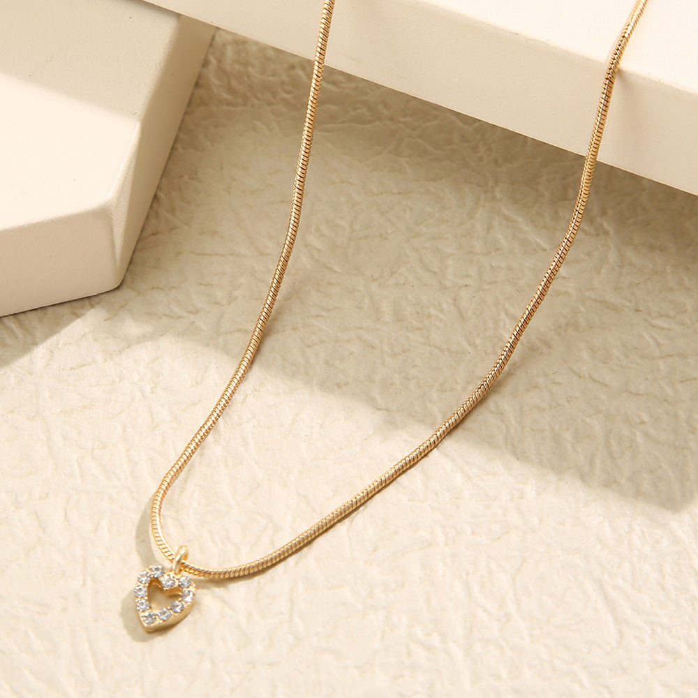 Chaîne de pull assortie avec tout, bijoux en Zircon, collier avec pendentif en forme de cœur de pêche