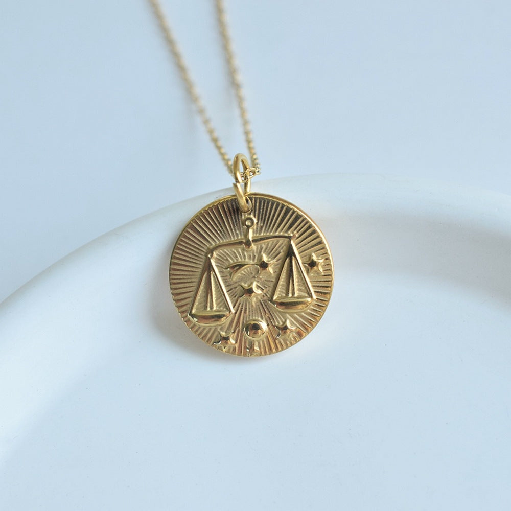 Collier de pièces de monnaie à douze constellations en relief de niche européenne et américaine
