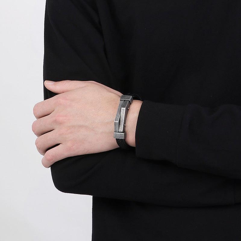 Bracelet en cuir géométrique en acier inoxydable pour hommes, personnalité de la mode