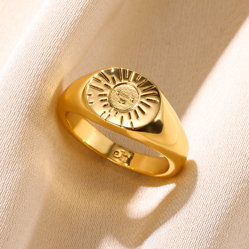 18K Smiling Face Sun Light Ring Simple Retro