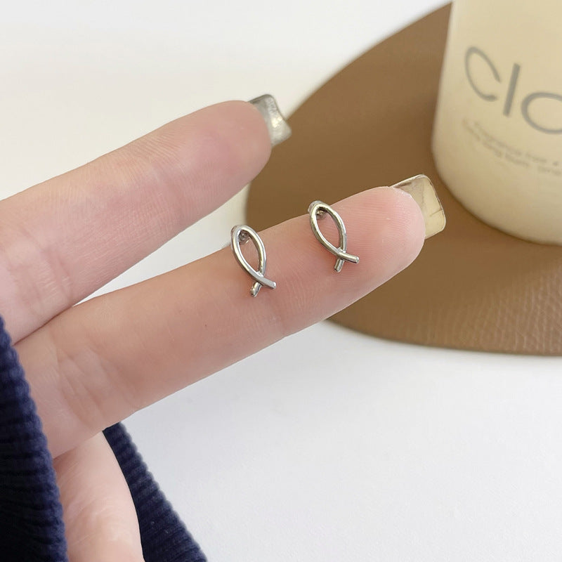 Sterling Silver Needle Hollow Fish Shape Ear Studs