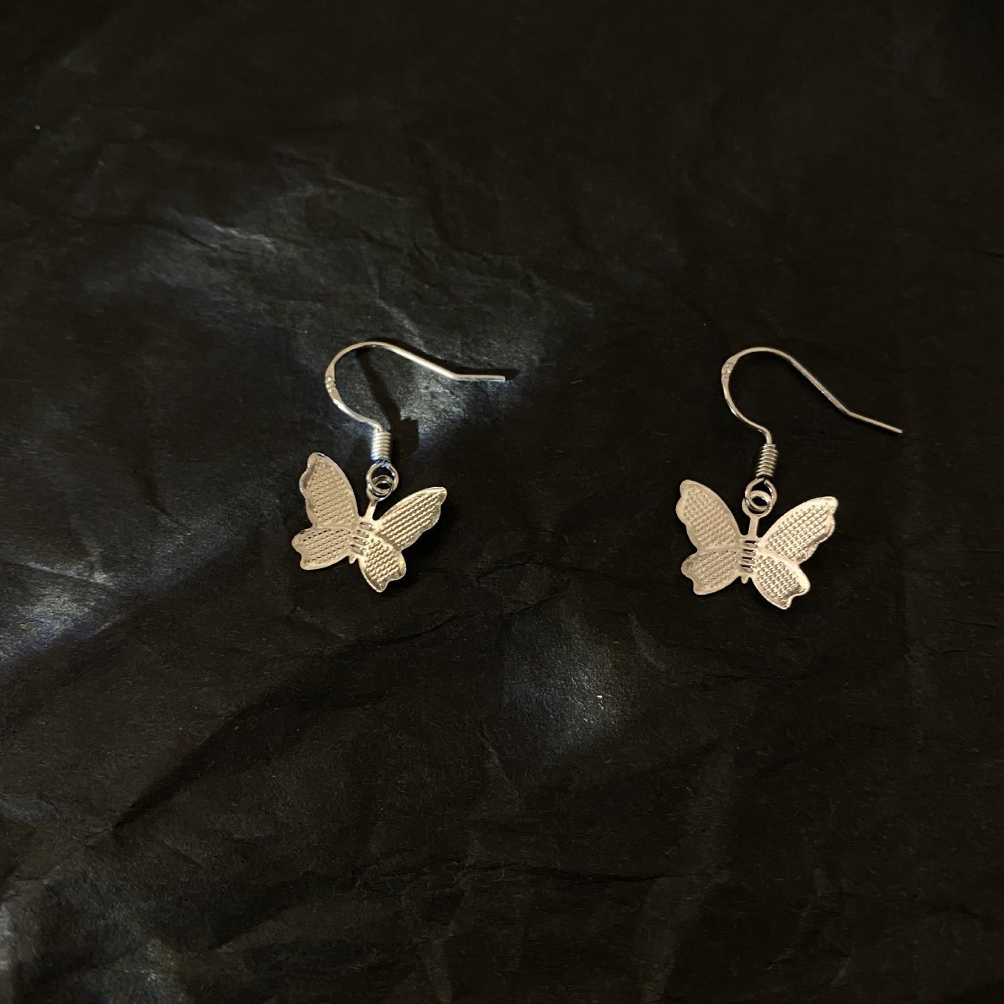 Petites boucles d'oreilles coréennes exquises, style froid
