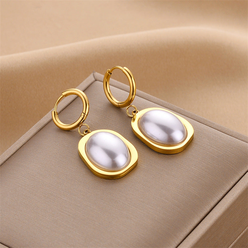 Boucles d'oreilles européennes et américaines en acier titane sans décoloration