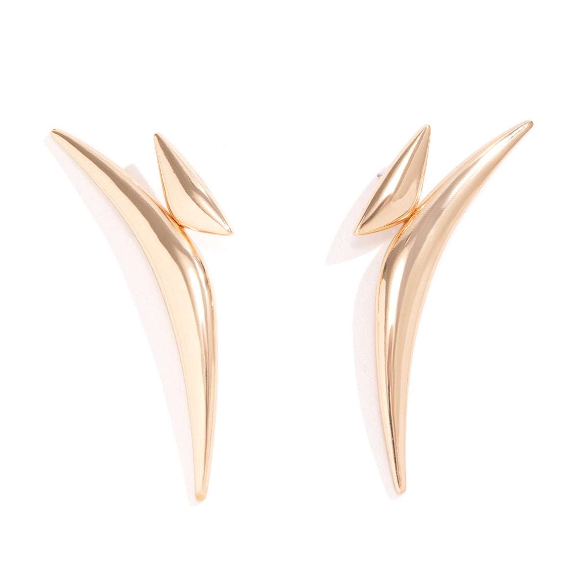 Boucles d'oreilles personnalisées à coude triangulaire à géométrie exagérée de style européen et américain