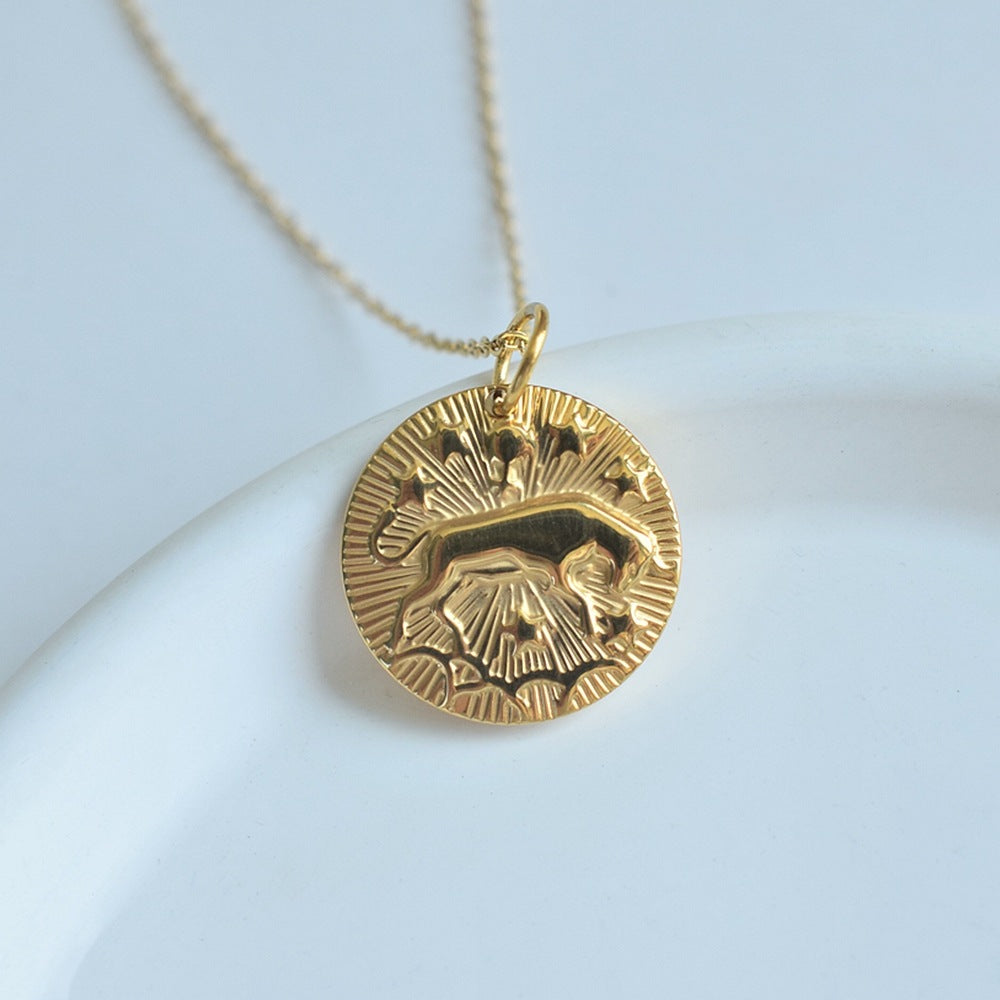 Collier de pièces de monnaie à douze constellations en relief de niche européenne et américaine