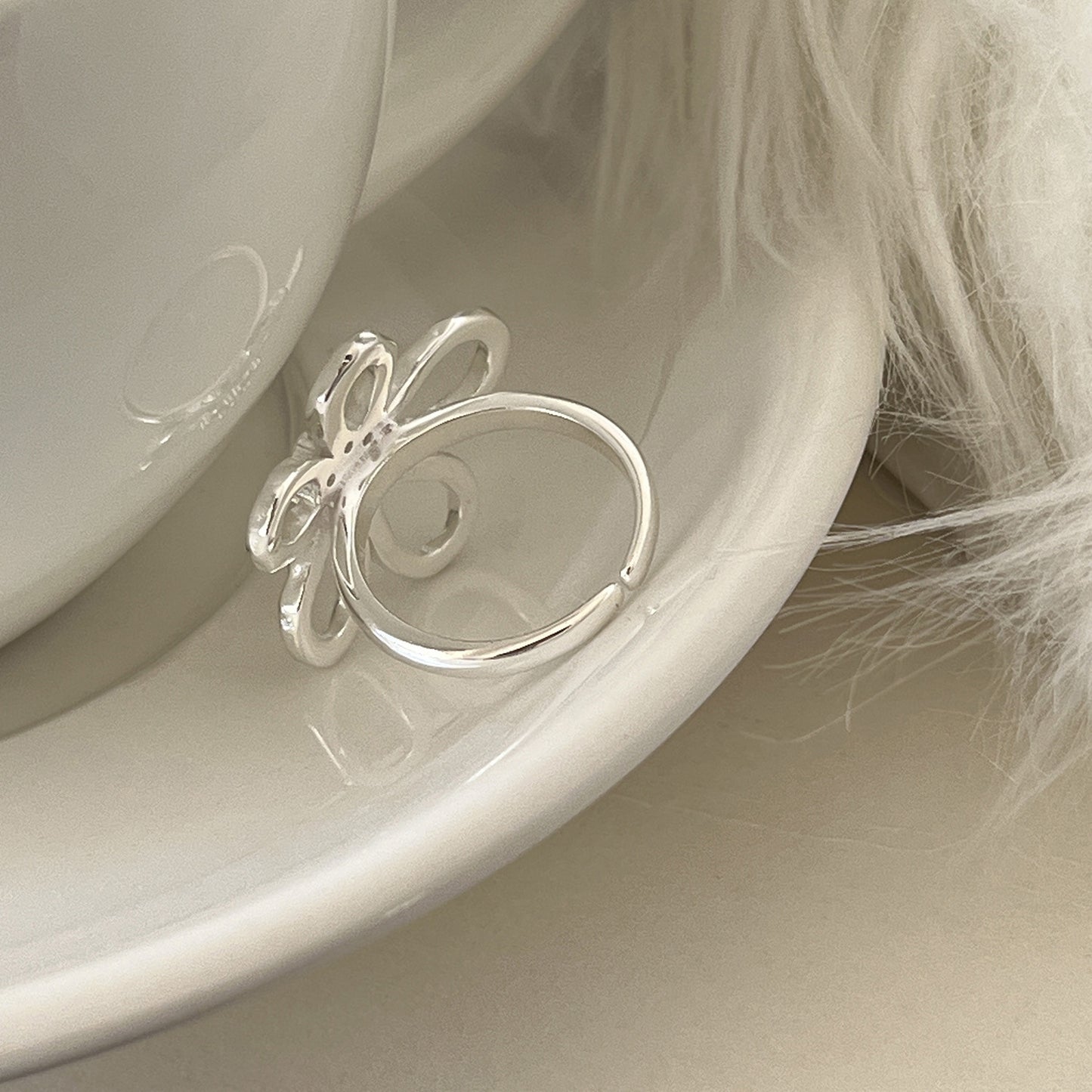 Bague Fleur Creuse Femelle Irrégulier