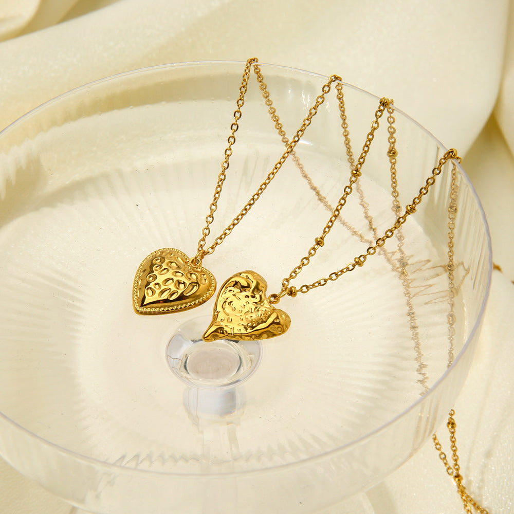 Collar Colgante Corazón Melocotón Irregular Oro 18K