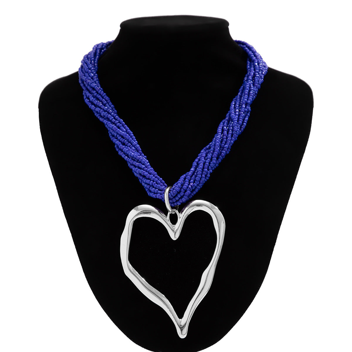 Collar con colgante en forma de corazón de múltiples capas con cuentas exageradas
