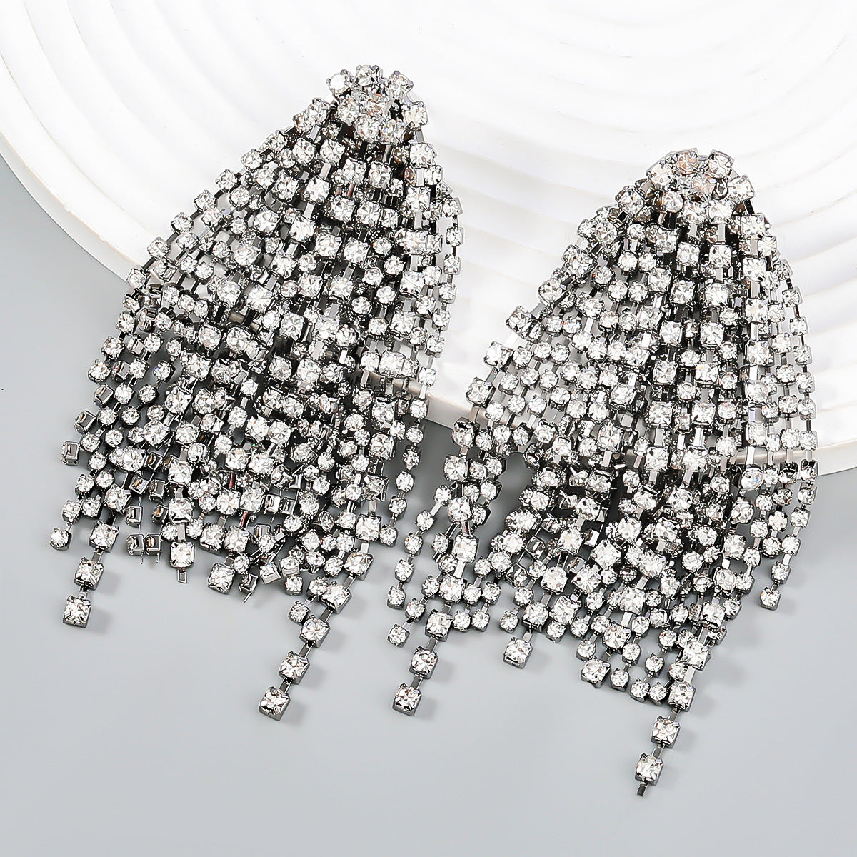 Trend Alloy Diamond-studded Tassel Earrings