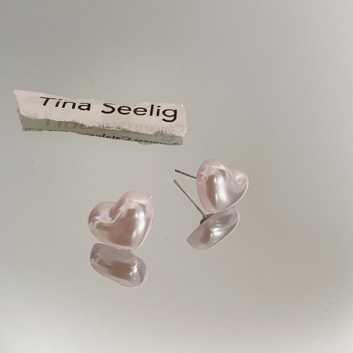 Petites boucles d'oreilles coréennes exquises, style froid
