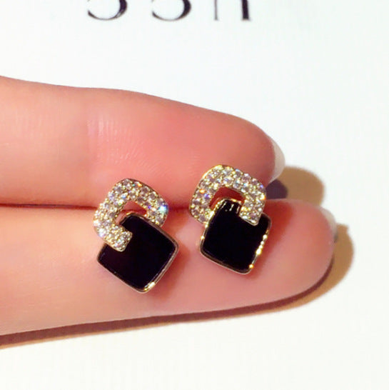 Boucles d'oreilles sens du design de mode pour femmes
