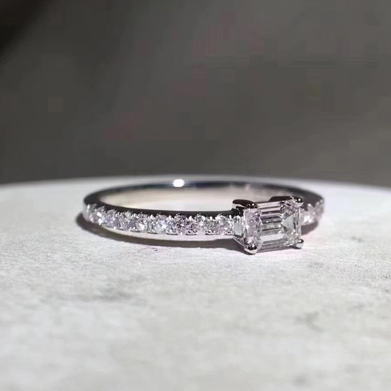 Bague en diamant rectangulaire Rock Candy en forme de barre exquise à la mode
