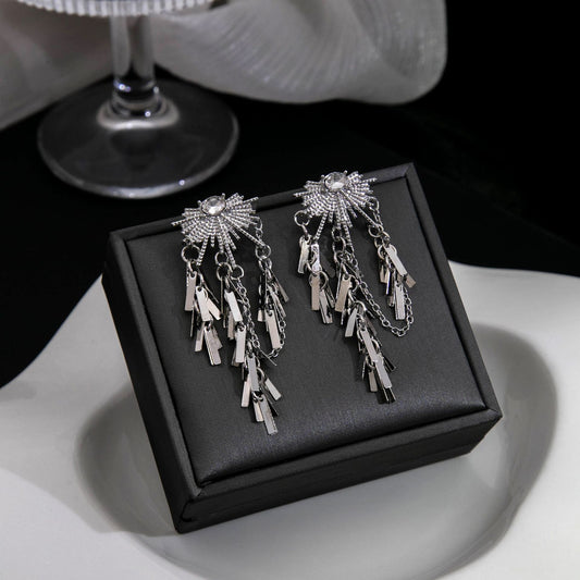 Ornement de boucles d'oreilles au design créatif