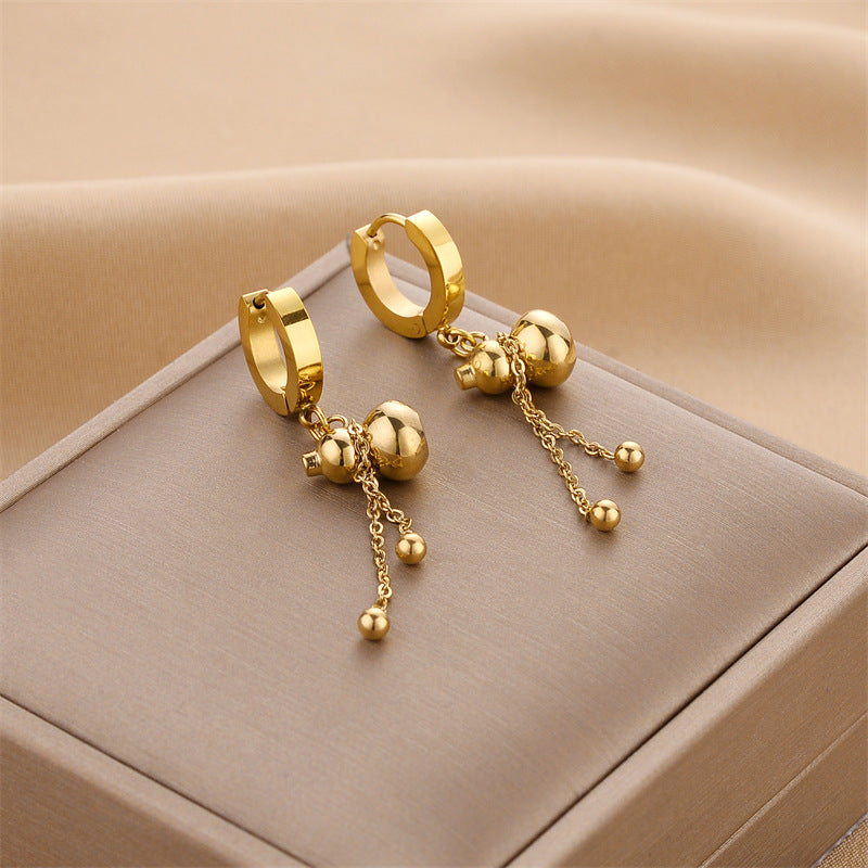 Boucles d'oreilles européennes et américaines en acier titane sans décoloration